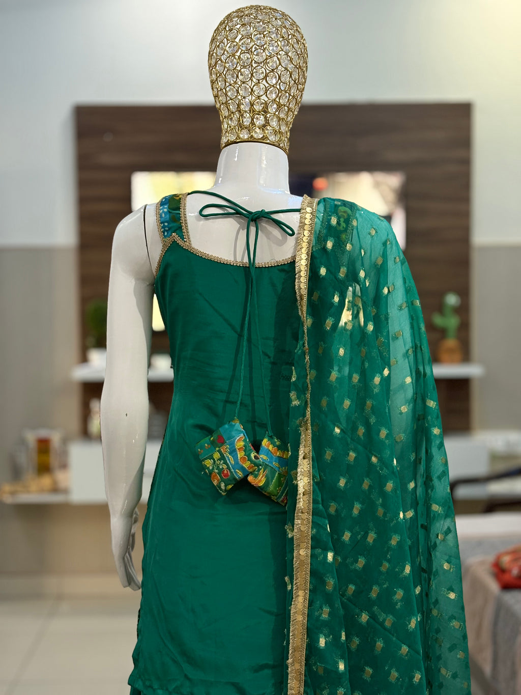 Vrinda Vibes Skirt Set