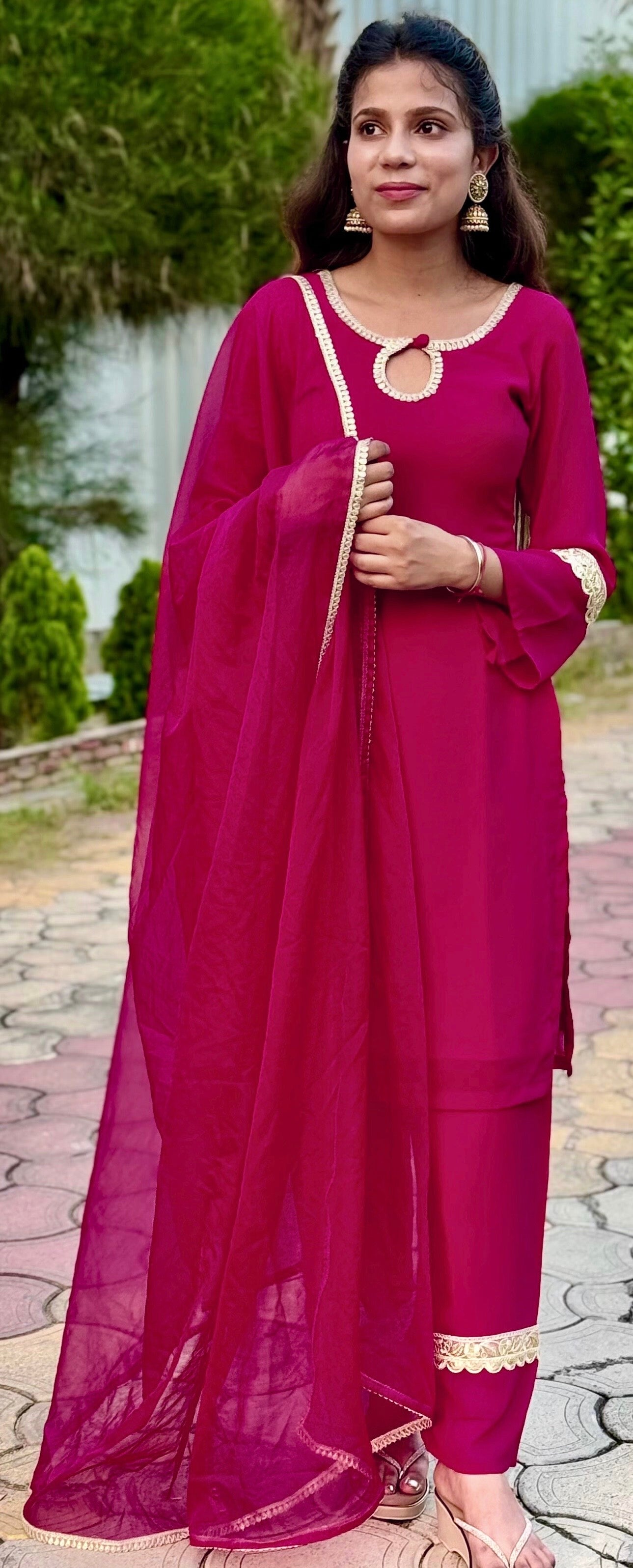 🌸 Gulabi Nazakat – Premium Suit Set 🌸